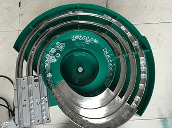 裝置振動盤與其內(nèi)部結(jié)構(gòu)介紹